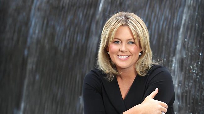 Sam Armytage story: Sunrise host receives apology from Daily Mail over 'granny panties'