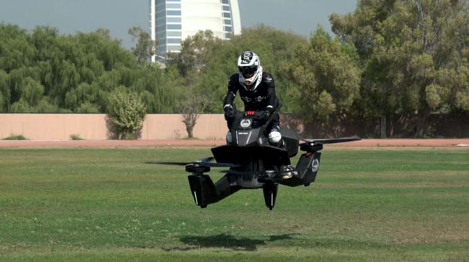 Dubai police flying bike: first responder units can reach difficult areas